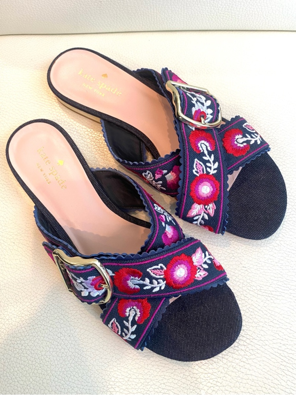 kate spade New York navy embroidered buckle slide sandals Gold heels Size 7